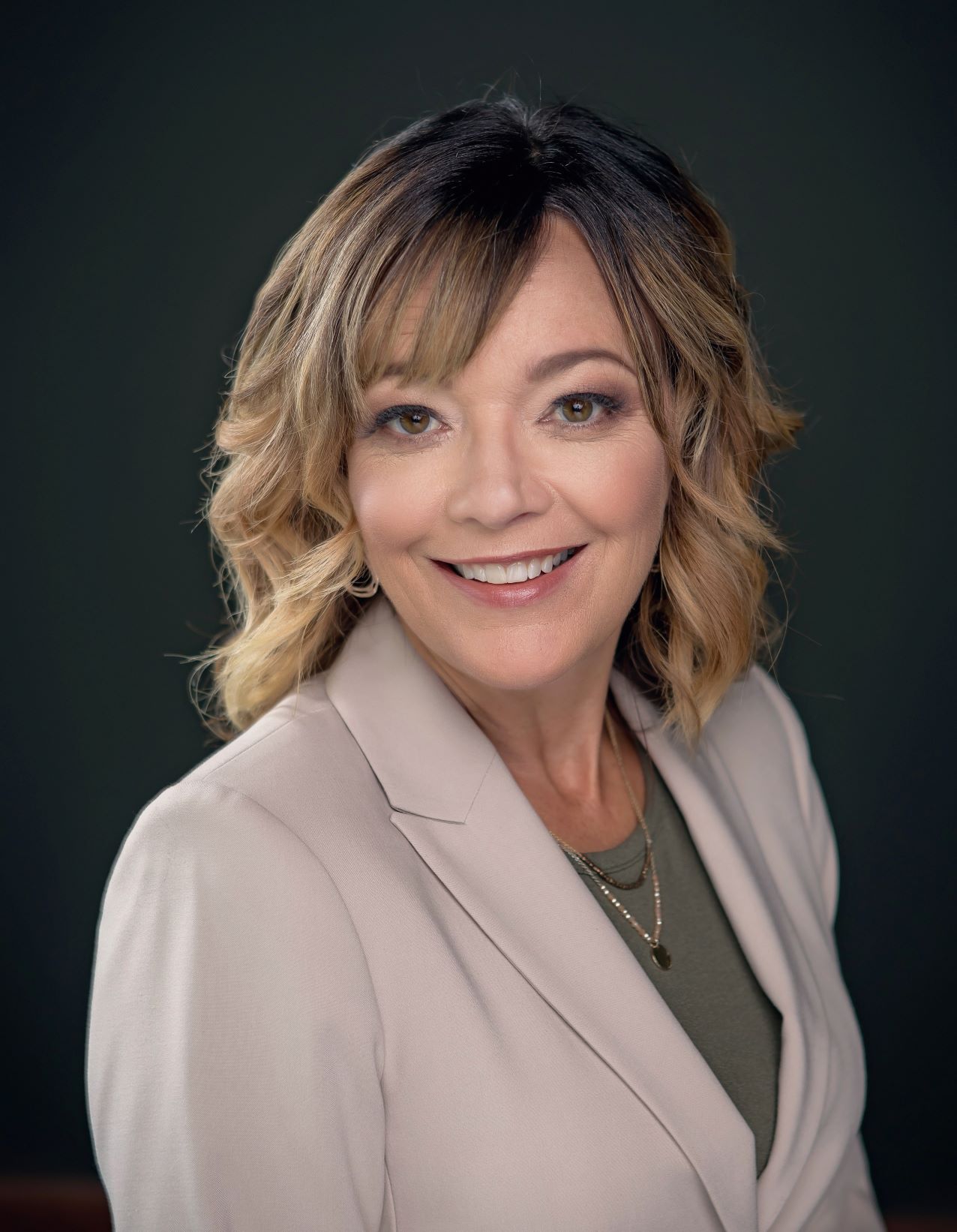 Stacy headshot